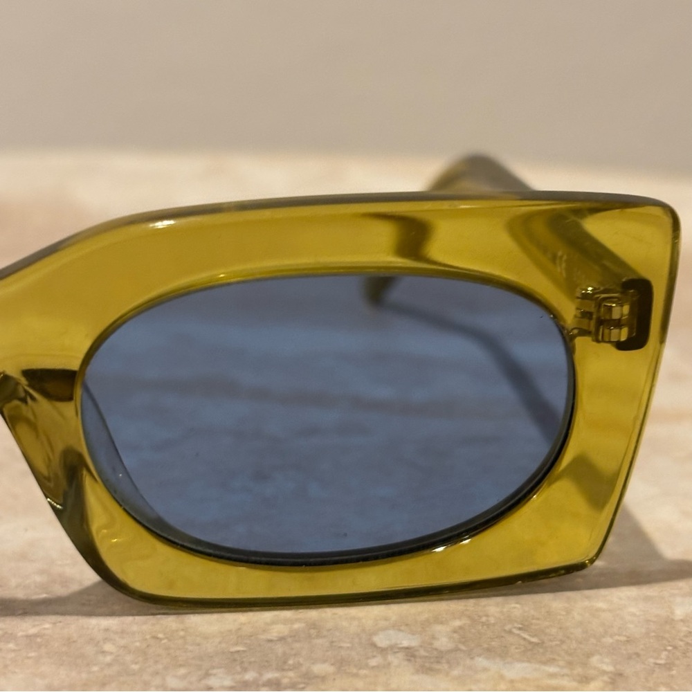 Akila Edra Rectangular Shaped Sunglasses - image 4
